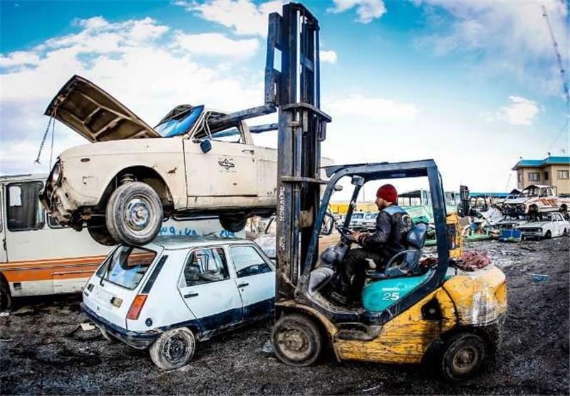 بحران تردد ۸ میلیون دستگاه خودروی فرسوده